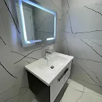 Apartman Alessio House *